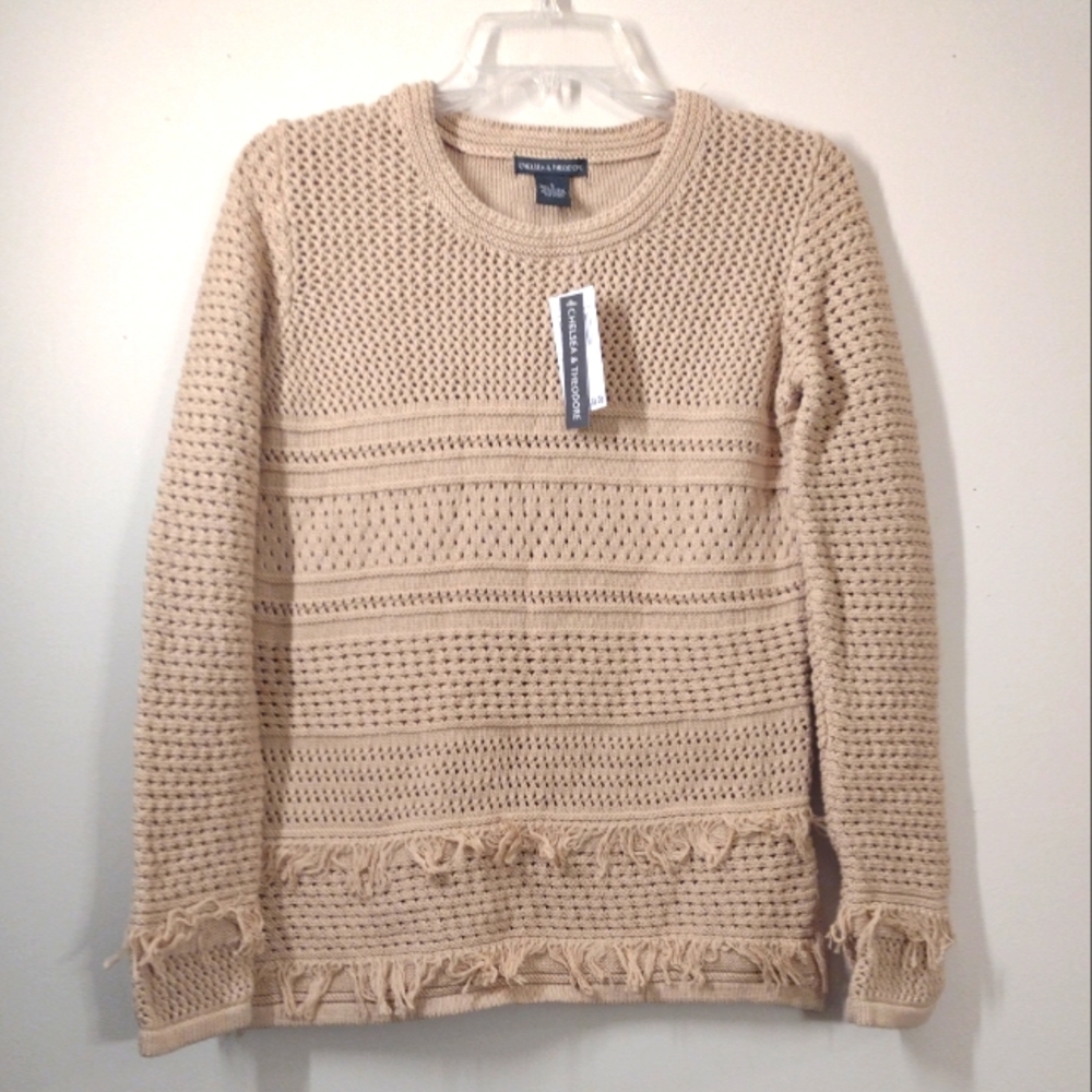 Chelsea & Theodore- Cabin Craft- Beige Sweater - Women's Small NWT. Chest 34" -